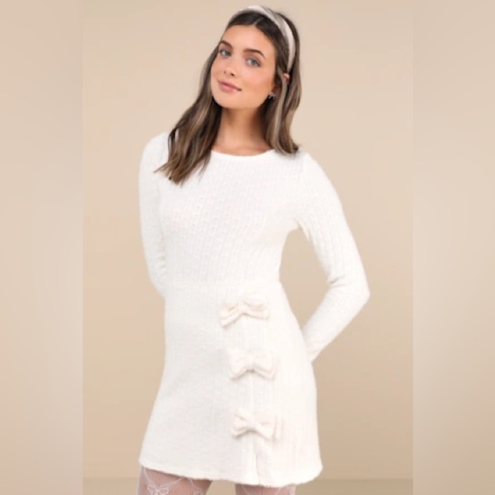 Lulu's sweater  mini Dress with Bow Details